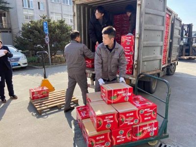 有一种幸福，叫公司发年货