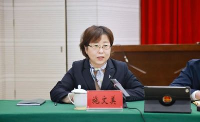 【两会进行时·代表风采】施文美：让技能人才“有为”更“有位”